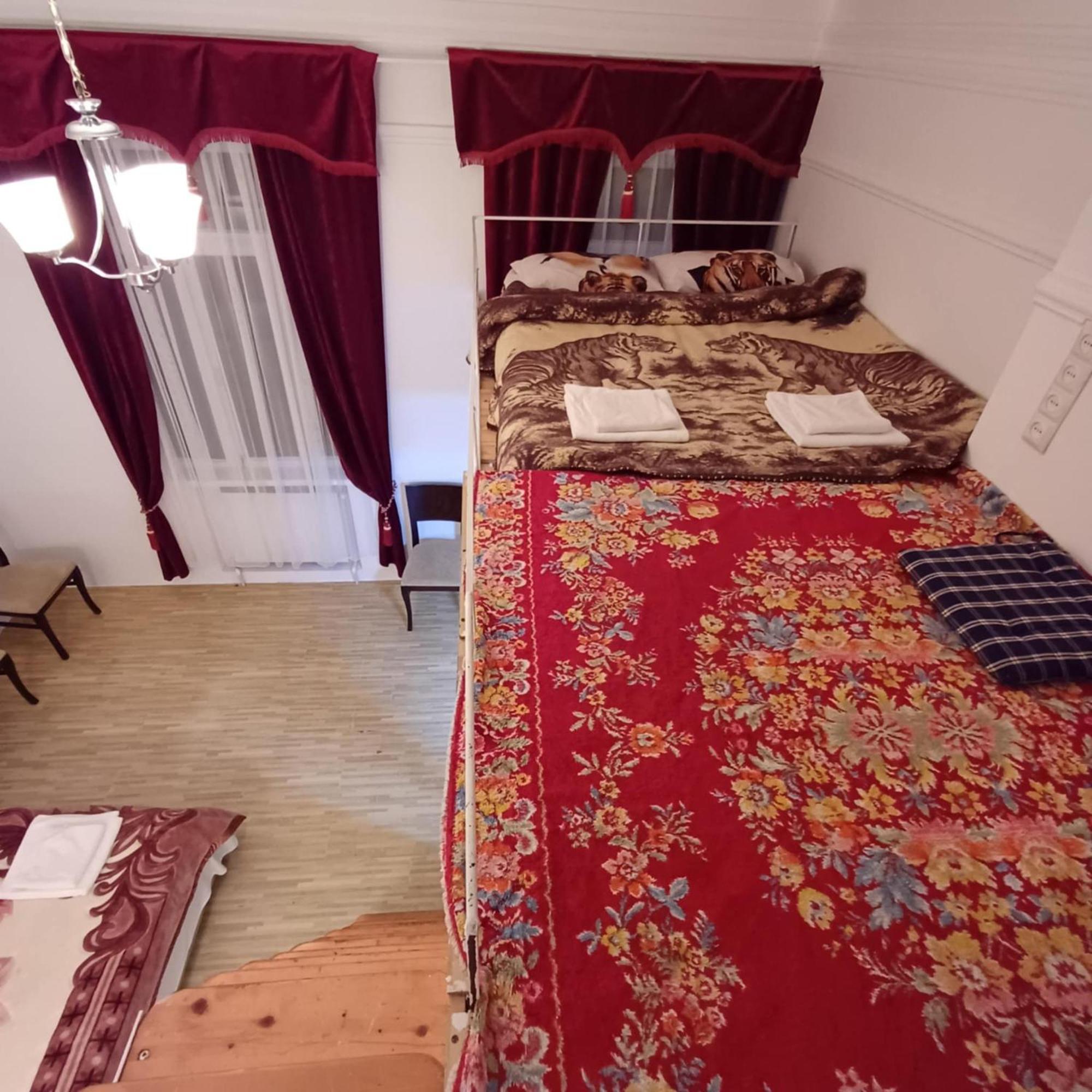 Bis-A Guesthouse 마킨자우리 외부 사진