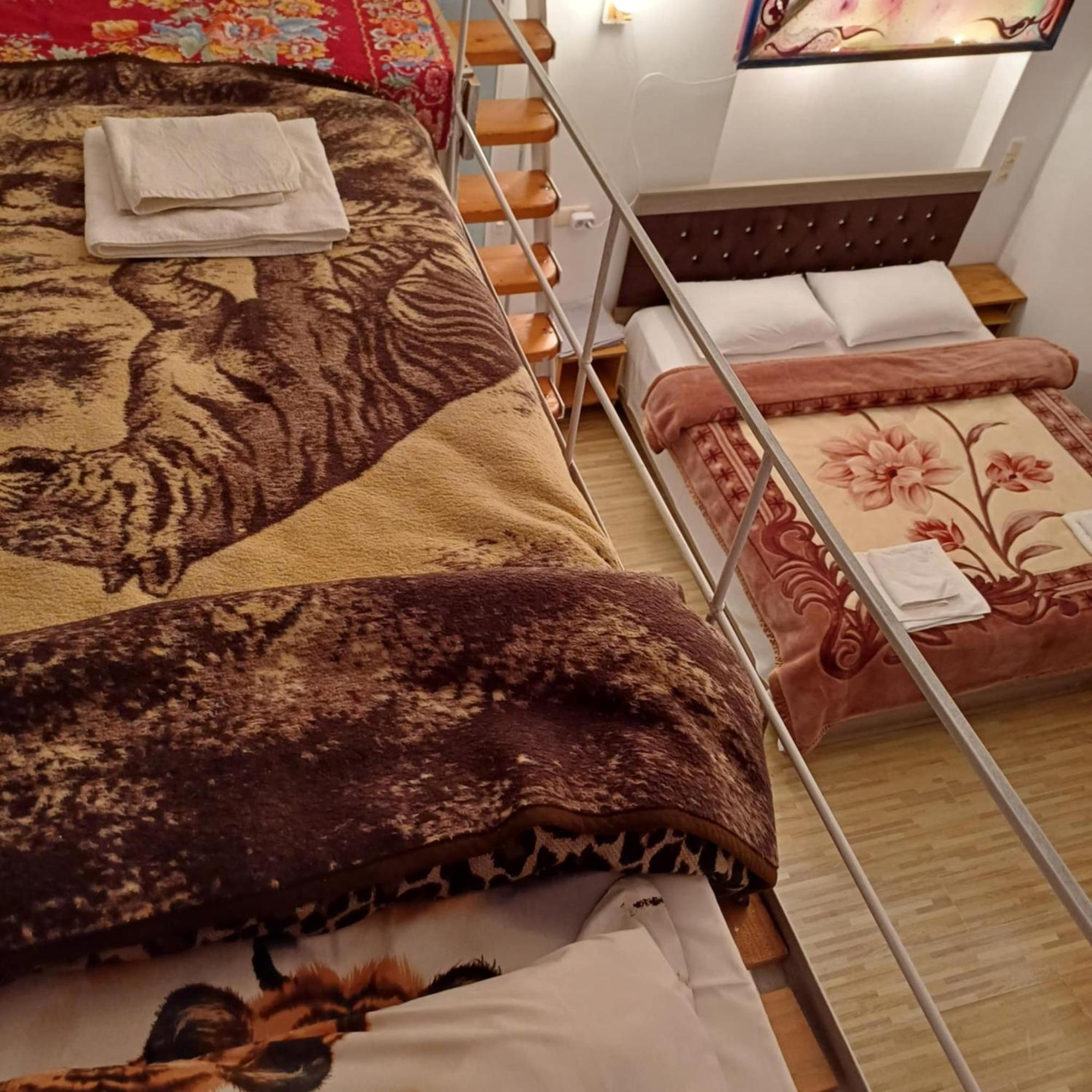Bis-A Guesthouse 마킨자우리 외부 사진